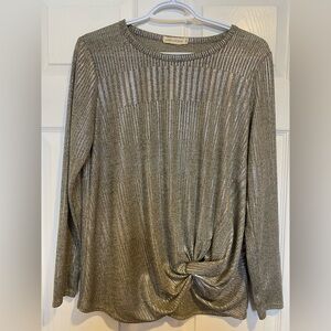 Pebble and Stone Metallic Shimmer Twist Front Top Medium